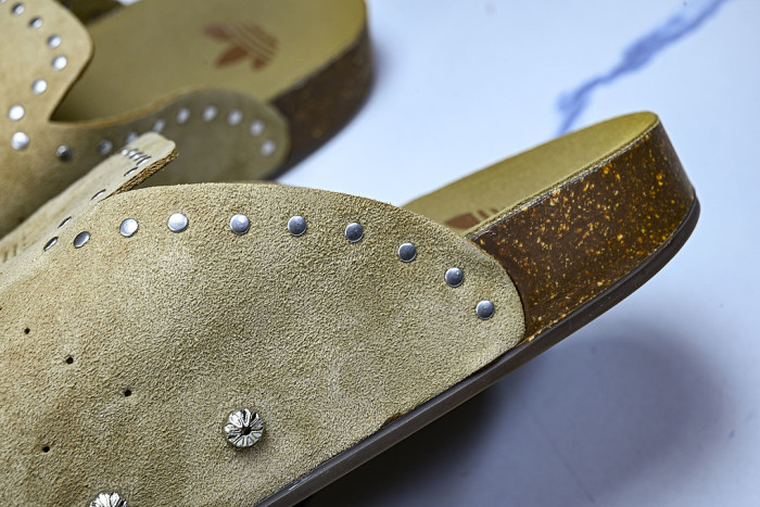 KZ6604 ADIMULE SLIDES CARDBOARD/CARDBOARD/GUM