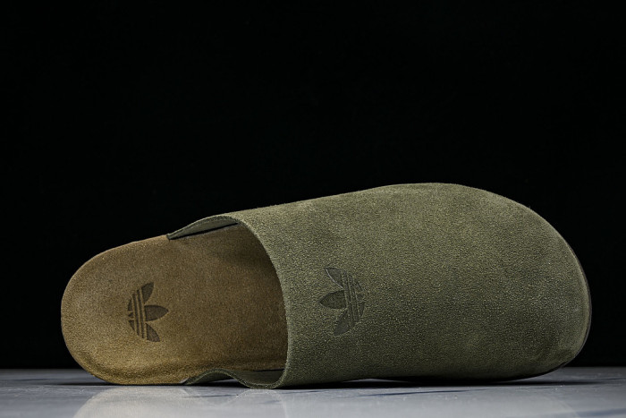 IH6907 ADIMULE SLIDES OLIVE STRATA/OLIVE STRATA/GUM