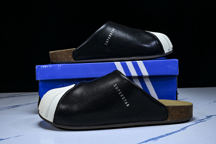 LC0411 SUPERSTAR CASUAL SEMI TRAILER BLACK/INKINESS