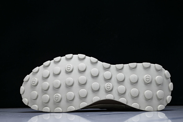 2026 THE NEW WOMEN'S SHOES ARE MADE OF COWHIDE AND TECHNOLOGICAL FABRIC SPORTS SHOES WHEAT/SAND