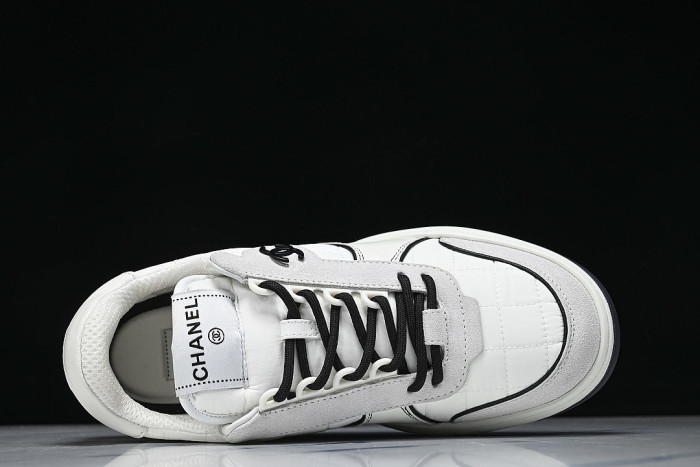 24B PAIR C CASUAL SPORTS SHOES AND SNEAKERS WHITE/PURE WHITE