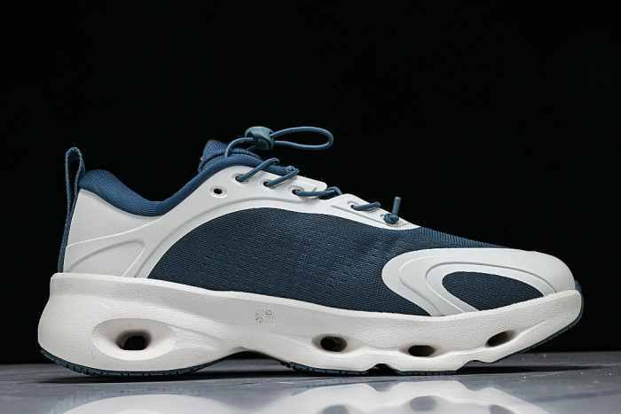 3MF30665478 ON JOINTLY DESIGNED CLOUDTILT CASUAL RUNNING SHOES NAVY BLUE/BLUE