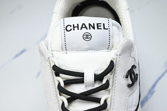 24B PAIR C CASUAL SPORTS SHOES AND SNEAKERS WHITE/PURE WHITE