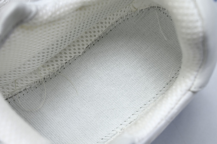 24B PAIR C CASUAL SPORTS SHOES AND SNEAKERS WHITE/PURE WHITE