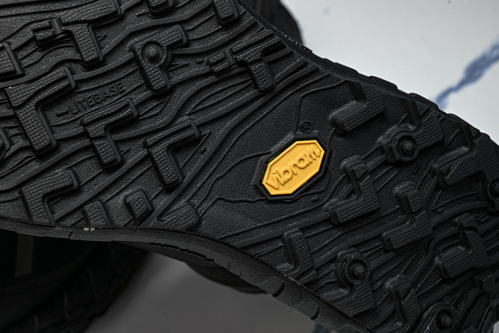 WEAR-RESISTANT CASUAL RUNNING SHOES BLACK/BLACK/BLACK
