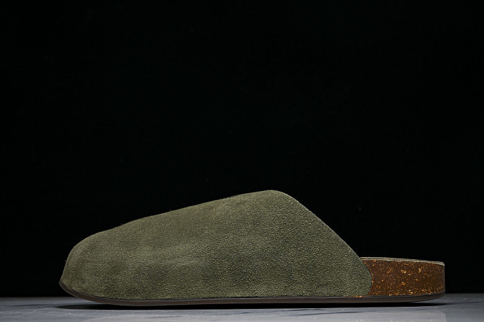 IH6907 ADIMULE SLIDES OLIVE STRATA/OLIVE STRATA/GUM