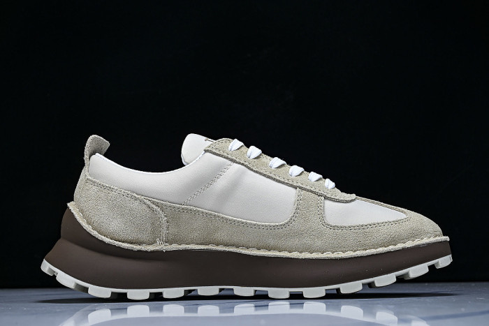 2026 THE NEW WOMEN'S SHOES ARE MADE OF COWHIDE AND TECHNOLOGICAL FABRIC SPORTS SHOES WHEAT/SAND