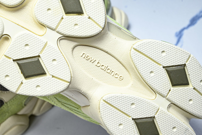 U906028L RETRO CASUAL SPORTS RUNNING SHOES BEIGE/GREEN/GREY