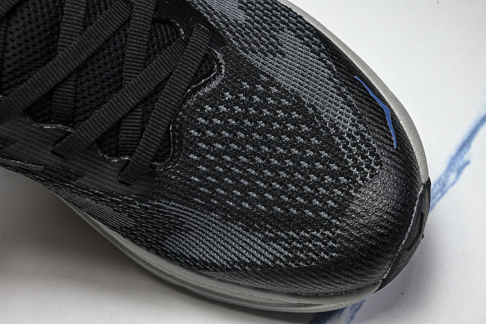 1168716 BTHN ONE CHALLENGER 8 ULTRA LIGHT THICK SOLED LIGHTWEIGHT RUNNING SHOES BLACK/DARK BLUE