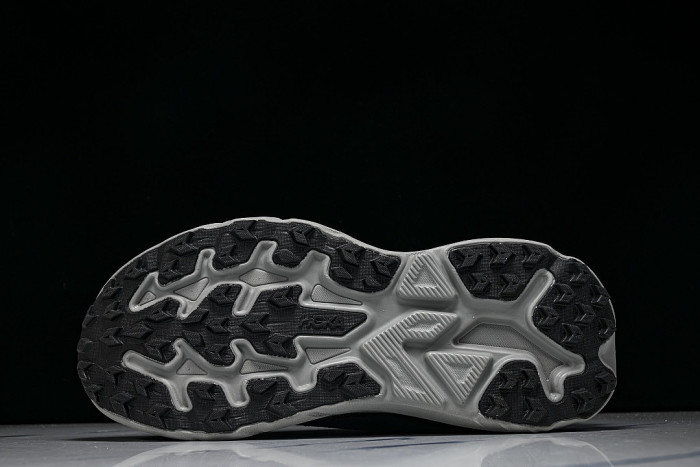 1168716 BTHN ONE CHALLENGER 8 ULTRA LIGHT THICK SOLED LIGHTWEIGHT RUNNING SHOES BLACK/DARK BLUE