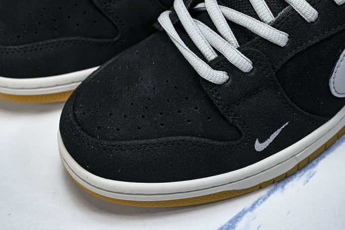 HF3063-001 SB DUNK LOW CASUAL SNEAKERS BLACK/GREY/BLACK
