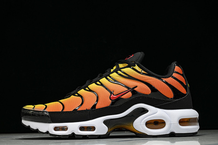 HF0552-001 AIR MAX PLUS TRIPLE SHOCK ABSORBING RUNNING SHOES ORANGE/YELLOW/BLACK