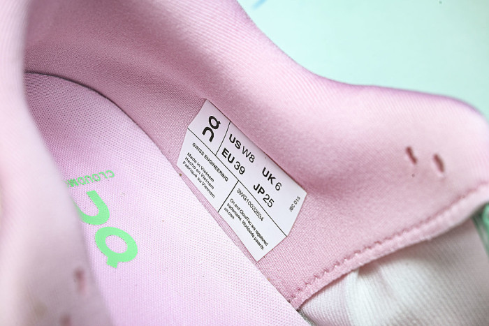 ON RUNNING CLOUDMONSTER 3 PINK/GREEN/PINK