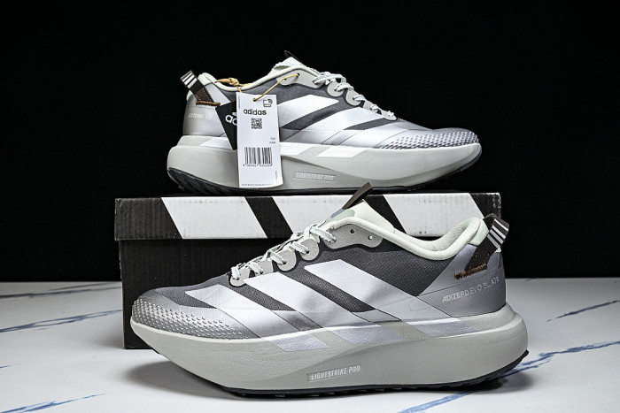 K15668 ADIZERO EVO SL GREY FIVE/MATTE SILVER/LINEN GREEN