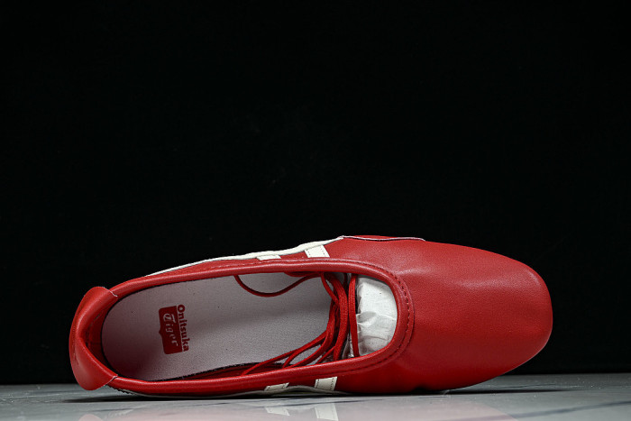 1182A704-600 GYMNARINA CLASSIC RED/CREAM