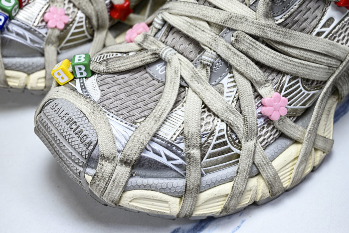 W3XBD9188 3XL EXTREME LACES FASHIONABLE RUNNING SHOES BEIGE/SILVER