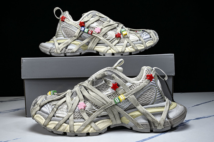 W3XBD9188 3XL EXTREME LACES FASHIONABLE RUNNING SHOES BEIGE/SILVER