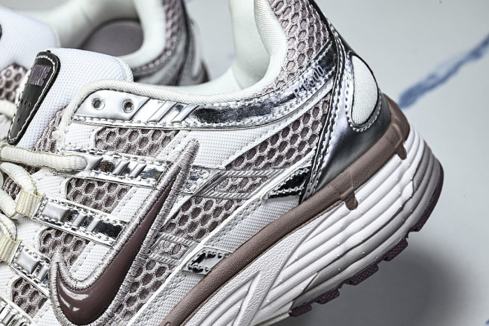 IB4019-019 P-6000 PLATINUM VIOLET/VAST GREY/SUMMIT WHITE/TAUPE GREY