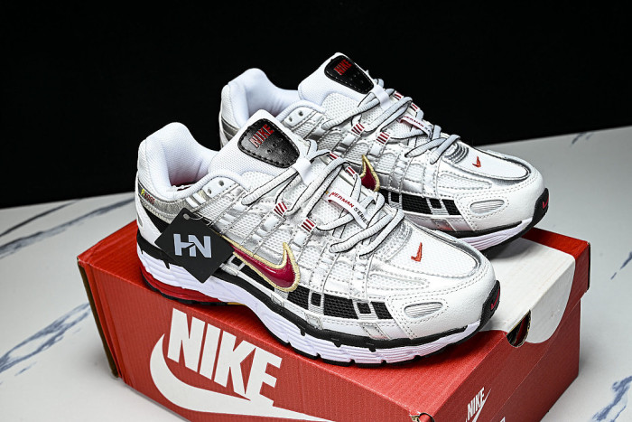 CD6404-102 P-6000 WHITE/METALLIC PLATINUM/VARSITY RED
