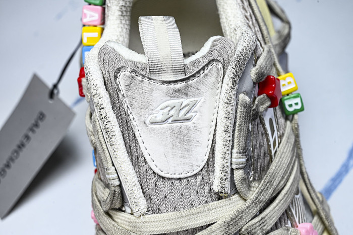 W3XBD9188 3XL EXTREME LACES FASHIONABLE RUNNING SHOES BEIGE/SILVER