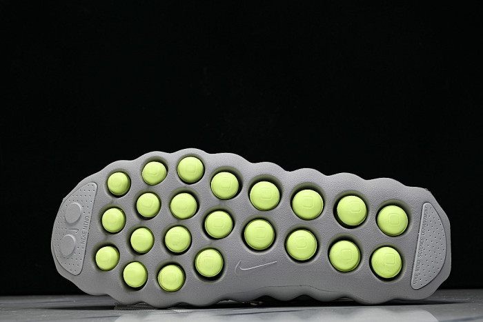 IR2176-100 MIND 002 FLYKNIT WHITE/DARK GREY/PURE PLATINUM/WOLF GREY/BARELY VOLT