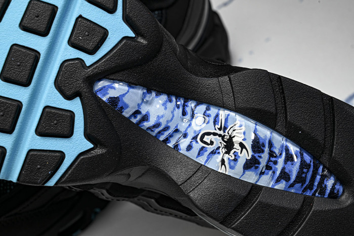 IM4691-001 AIR MAX 95 BLACK/CHROME/GAMMA BLUE/METALLIC SILVER