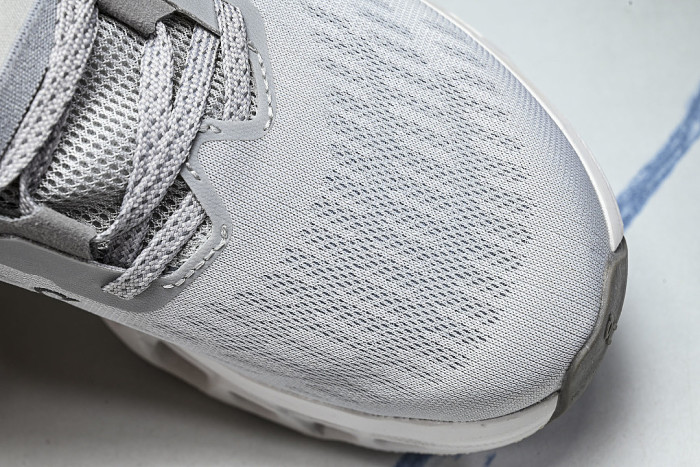 ON RUNNING CLOUDMONSTER 3 GREY/GREY/GREY