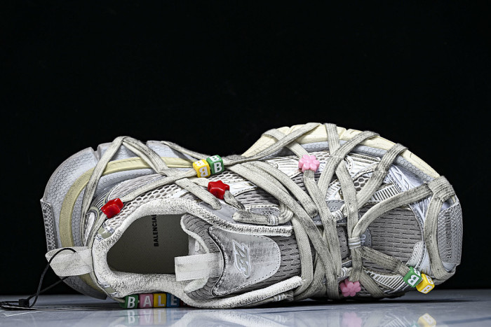 W3XBD9188 3XL EXTREME LACES FASHIONABLE RUNNING SHOES BEIGE/SILVER