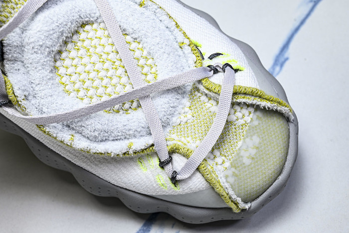 IR2176-100 MIND 002 FLYKNIT WHITE/DARK GREY/PURE PLATINUM/WOLF GREY/BARELY VOLT