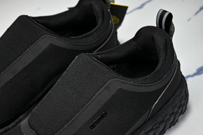 WEAR-RESISTANT CASUAL RUNNING SHOES BLACK/BLACK/BLACK