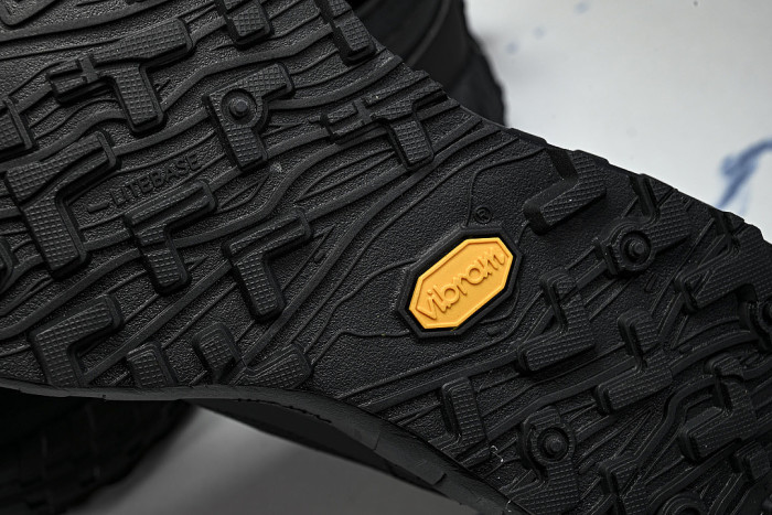 WEAR-RESISTANT CASUAL RUNNING SHOES BLACK/BLACK/BLACK