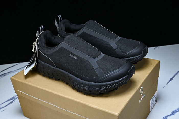 WEAR-RESISTANT CASUAL RUNNING SHOES BLACK/BLACK/BLACK