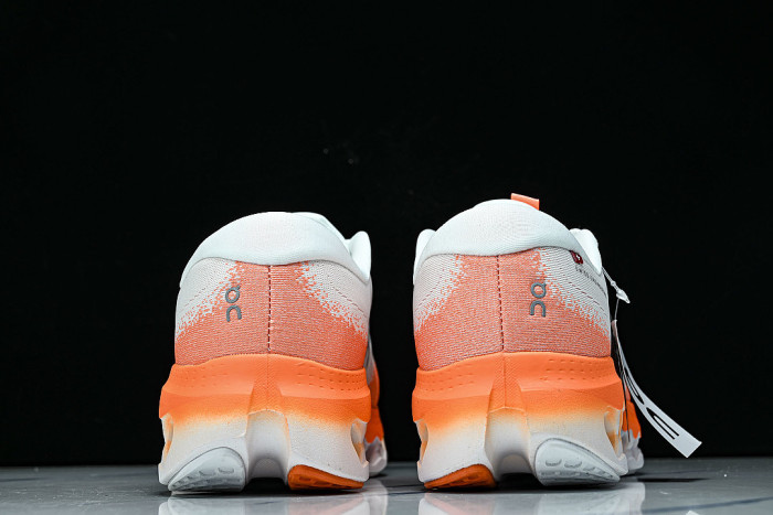 ON RUNNING CLOUDTILT LOW-TOP LIGHTWEIGHT CASUAL SHOES WHITE/ORANGE