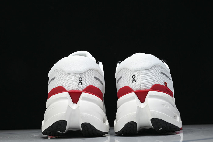 ON RUNNING CLOUDULTRA 3 WHITE/RED/WHITE