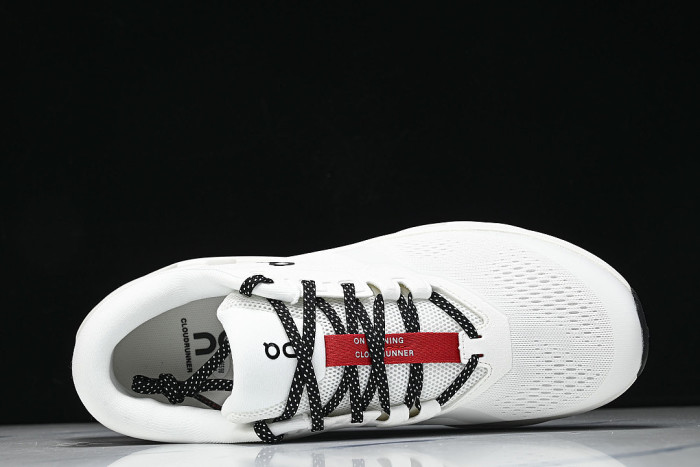 ON RUNNING CLOUDULTRA 3 WHITE/RED/WHITE