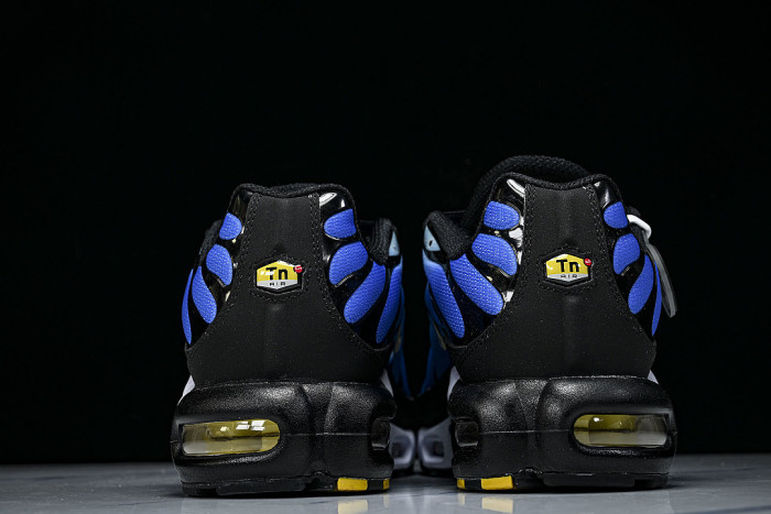 DX0755-001 AIR MAX PLUS OG BLACK/CHAMOIS/SKY BLUE/HYPER BLUE