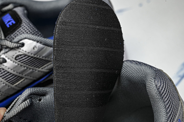 IR5279-002 P-6000 SMOKE GREY/LIGHT SMOKE GREY/PLATINUM TINT/RACER BLUE