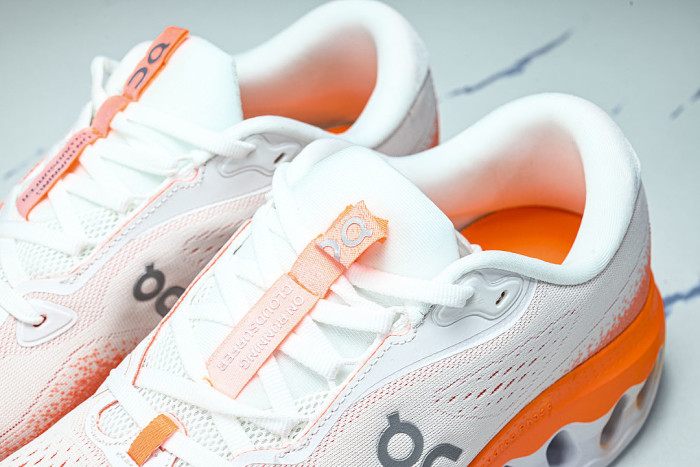 ON RUNNING CLOUDTILT LOW-TOP LIGHTWEIGHT CASUAL SHOES WHITE/ORANGE