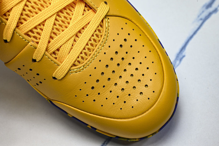IV6592-700 LOS ANGELES LAKERS ZOOM KOBE 4 PROTRO SNEAKERS YELLOW/KLEIN BLUE