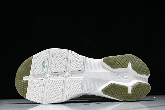 3MG10154672 ANTI SLIP OUTDOOR SPORTS SHOES FOR MEN AND WOMEN LIGHT GREEN/GREY