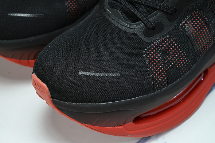 HQ2050-002 VOMERO PREMIUM BLACK/BLACK/BRIGHT CRIMSON