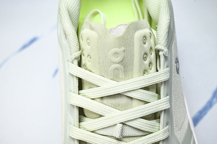 3MG10154672 ANTI SLIP OUTDOOR SPORTS SHOES FOR MEN AND WOMEN LIGHT GREEN/GREY