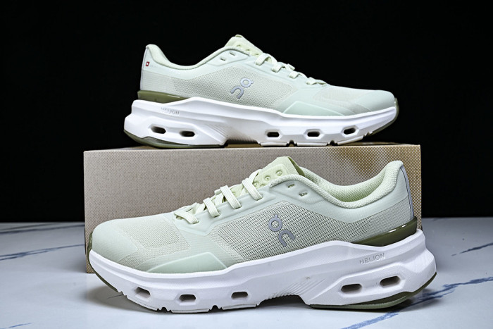 3MG10154672 ANTI SLIP OUTDOOR SPORTS SHOES FOR MEN AND WOMEN LIGHT GREEN/GREY