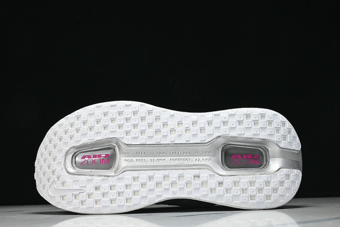 IQ0028-001 VOMERO PREMIUM QS GEYSER GREY/METALLIC SILVER/DARK STEEL GREY/PEONY