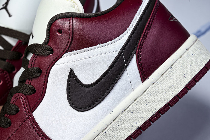 IX5004-121 AIR JORDAN 1 LOW RETRO BASKETBALL SHOES WHITE/WINE RED/BLACK