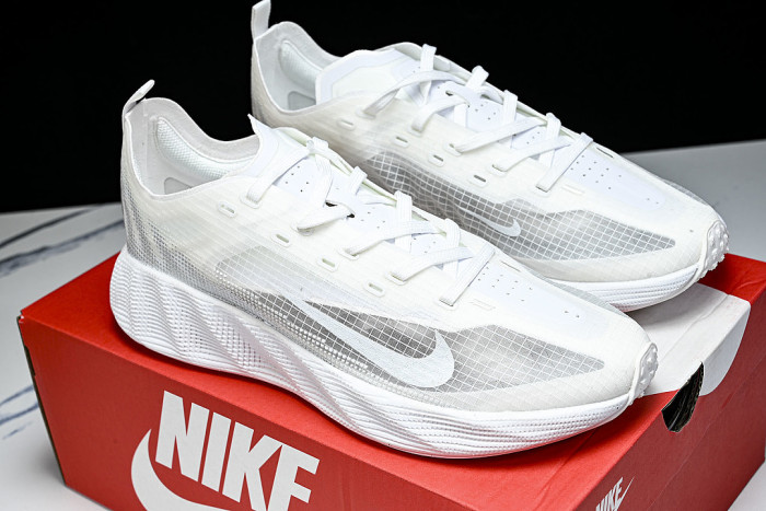 IQ7633-100 COMFORTABLE SNUG WEAR RESISTANT AND BREATHABLE RUNNING SHOES LIGHT GRAY/GREY