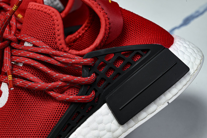 BB0616 NMD HU SCARLET/SCARLET/WHITE