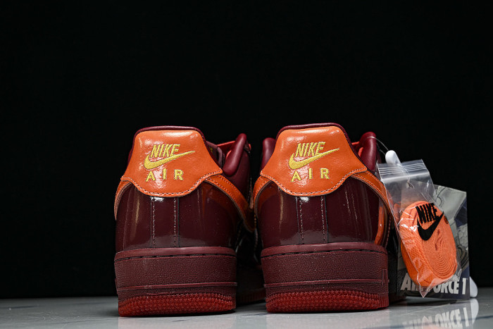 IO4489-601 AIR FORCE 1 07 LOW CASUAL SNEAKERS WINE RED/ORANGE