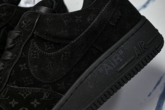 AIR FORCE 1 LOW-TOP CASUAL SNEAKERS BLACK/BLACK/BLACK