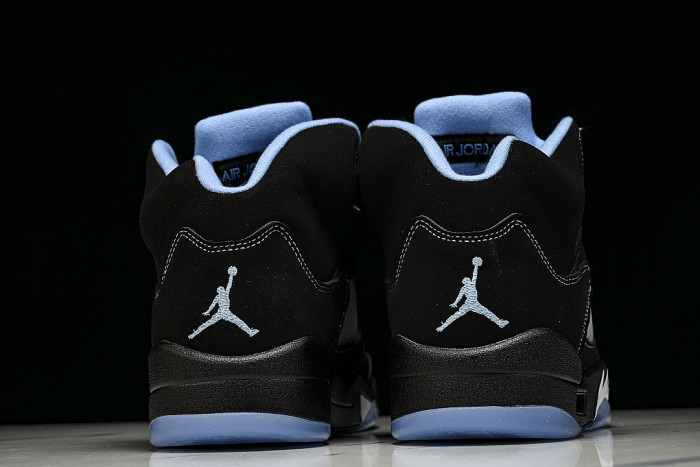 DD0587-008 AIR JORDAN 5 RETRO AJ5 COMFORTABLE AND BREATHABLE RUNNING SHOES BLACK/INKINESS